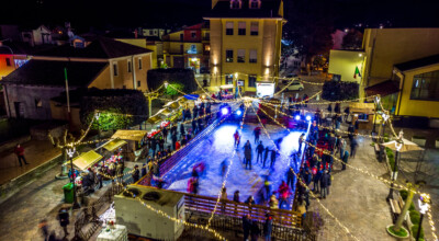 Natale sui pattini a Sarconi, inaugurata la pista di ghiaccio